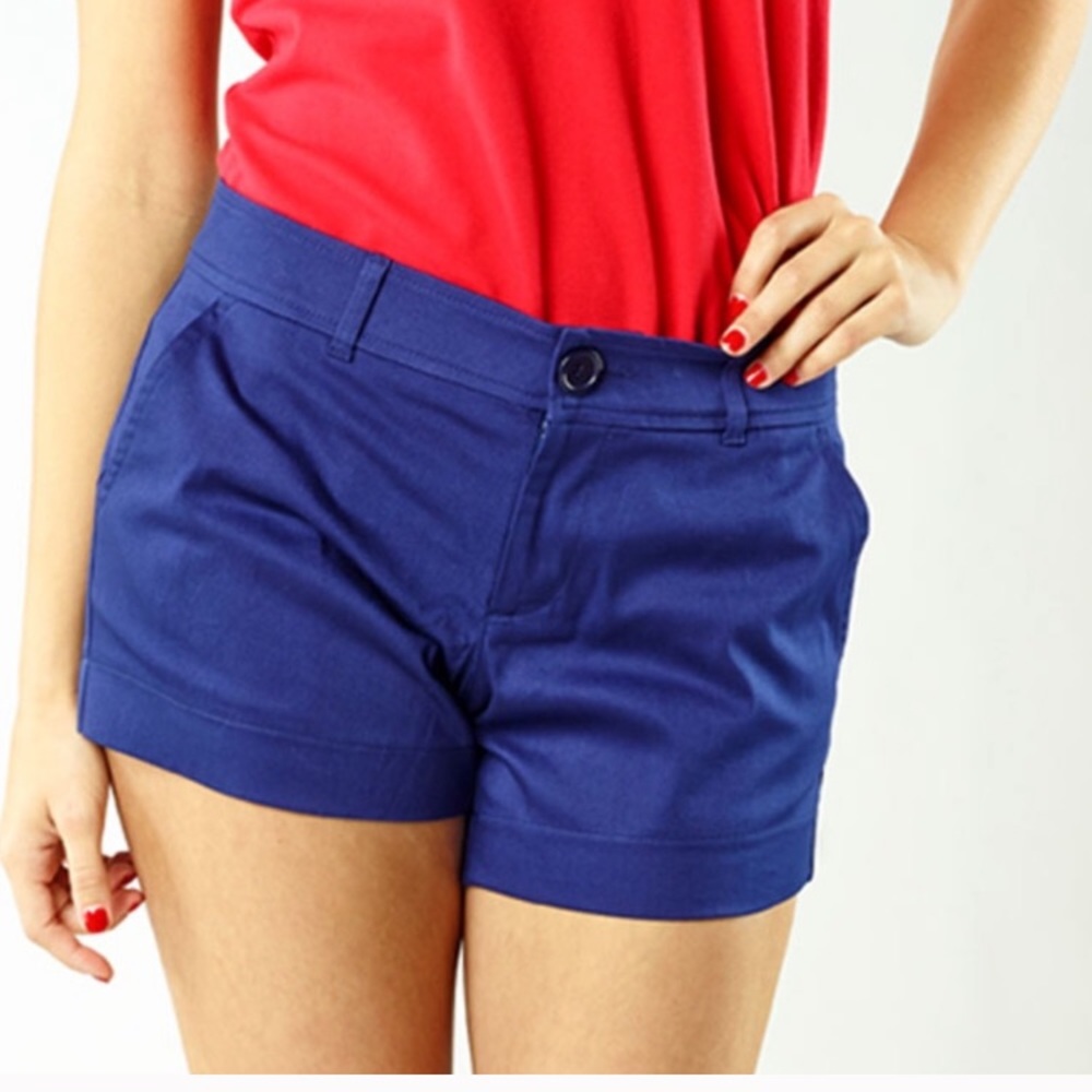 Tracy Negoshian Navy Shorts size 10